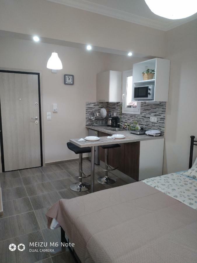 Ferienwohnung 7 Stars Near Metro Athen Exterior foto